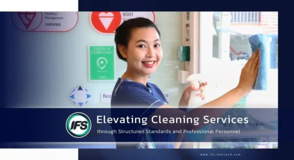 professional-cleaning-service-window-disinfection-en พนักงานทำความสะอาดมืออาชีพกำลังเช็ดกระจกด้วยน้ำยาฆ่าเชื้อ สื่อถึงบริการทำความสะอาดตามมาตรฐานและใส่ใจสุขอนามัย